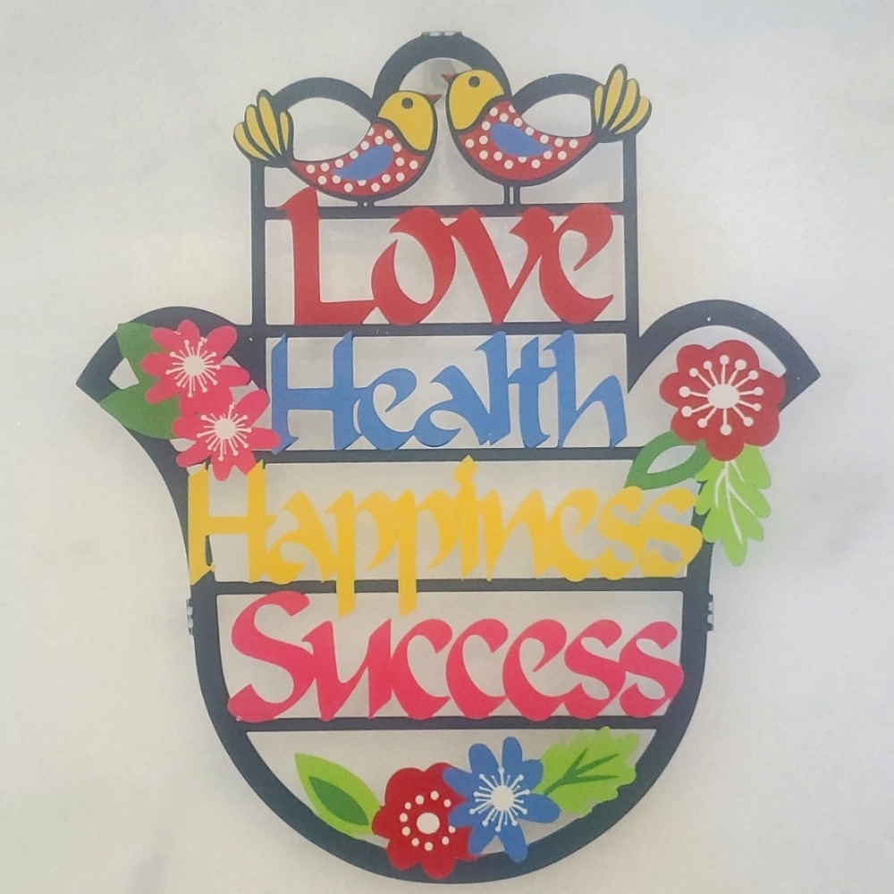 Wall sign  Love Health Happiness Sucess
